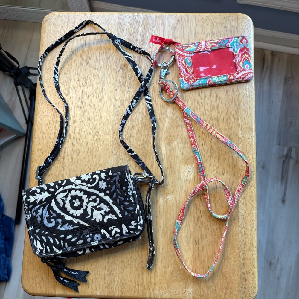 Vera Bradley Black and White Floral Crossbody Bag with Colorful ID Holder - Picture 12 of 12